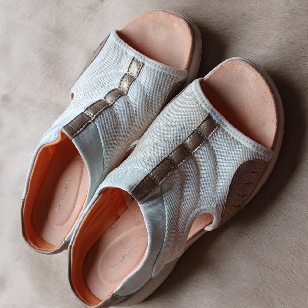 Easy Spirit  sandals